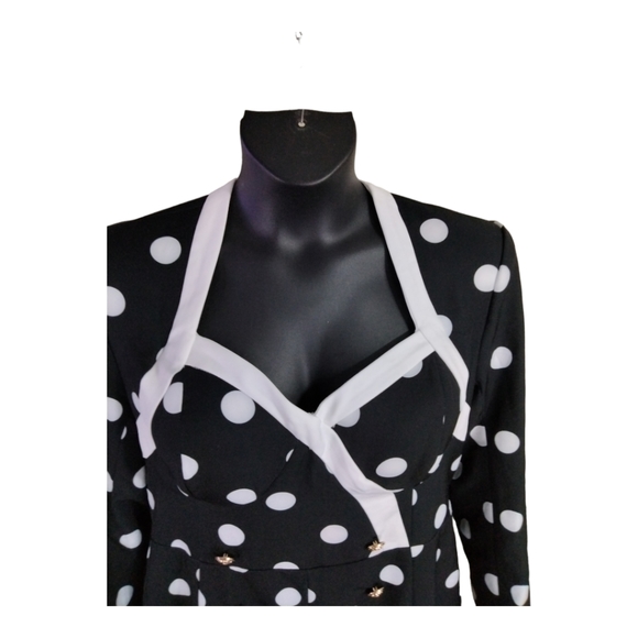 Women Black White Polka Dot V-Cut Line Romper w/Pockets back Zipper. Size 1X NWT - Picture 12 of 16